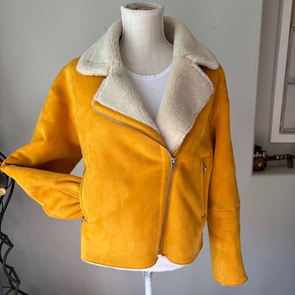 Zara Jacket Womens  Mustard Yellow Shearling Faux  Biker Jacket Size XL - Picture 1 of 12